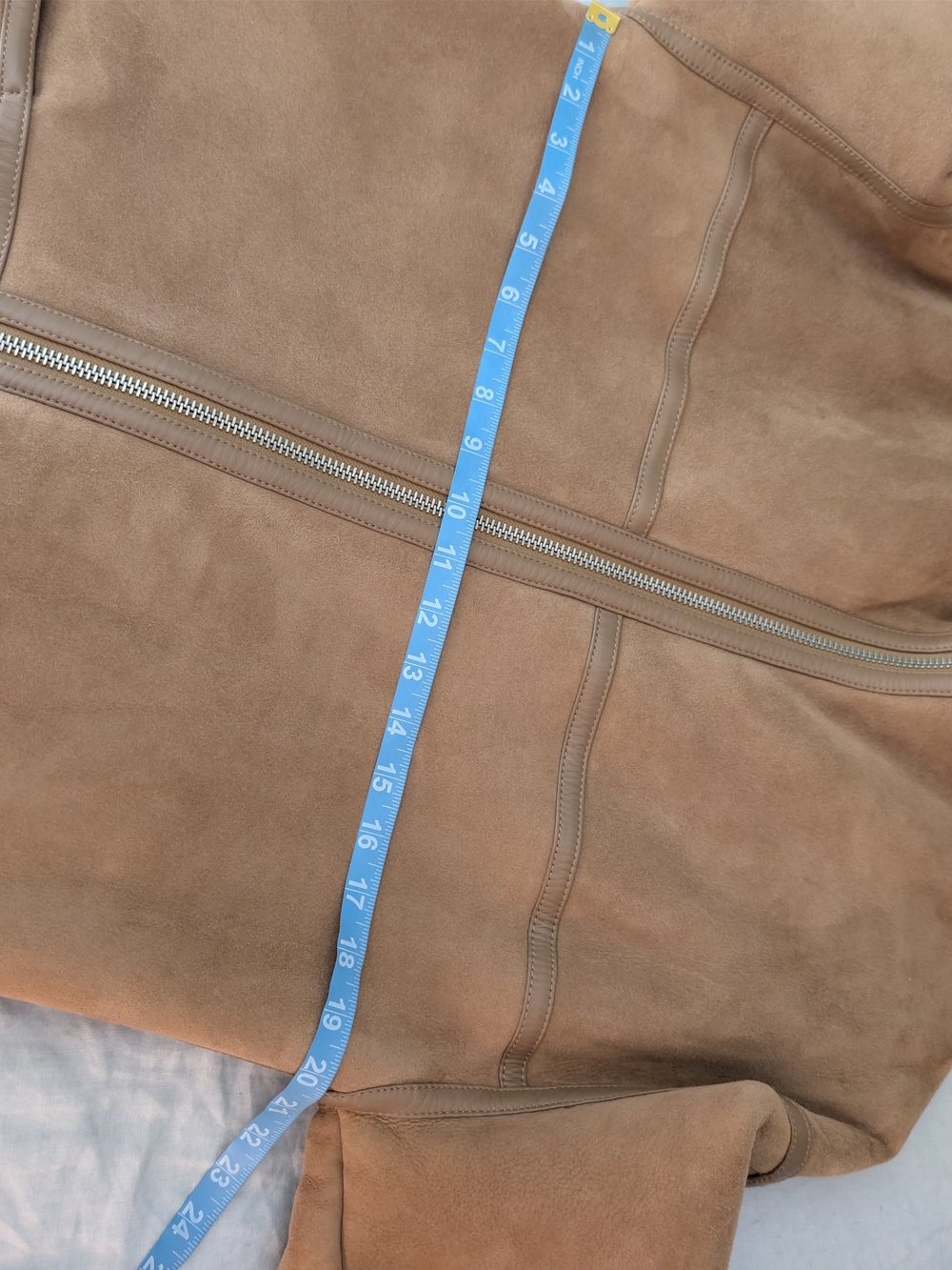 QUINCE 100% Shearling Long Coat Fawn Off-White Medium NWOT Genuine Leather - Picture 4 of 8